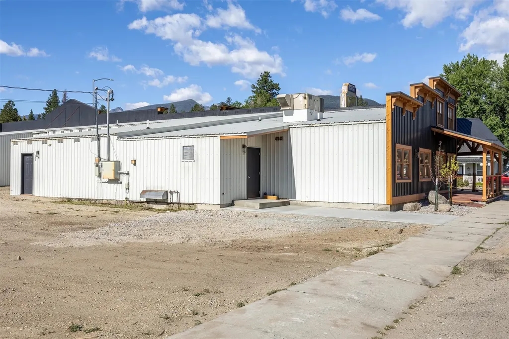 200, 206, 208 S Main Street Darby MT 59829