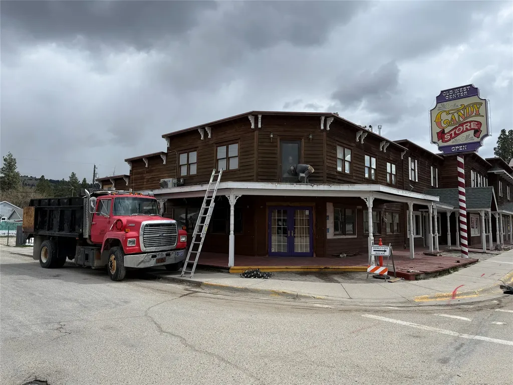 200, 206, 208 S Main Street Darby MT 59829