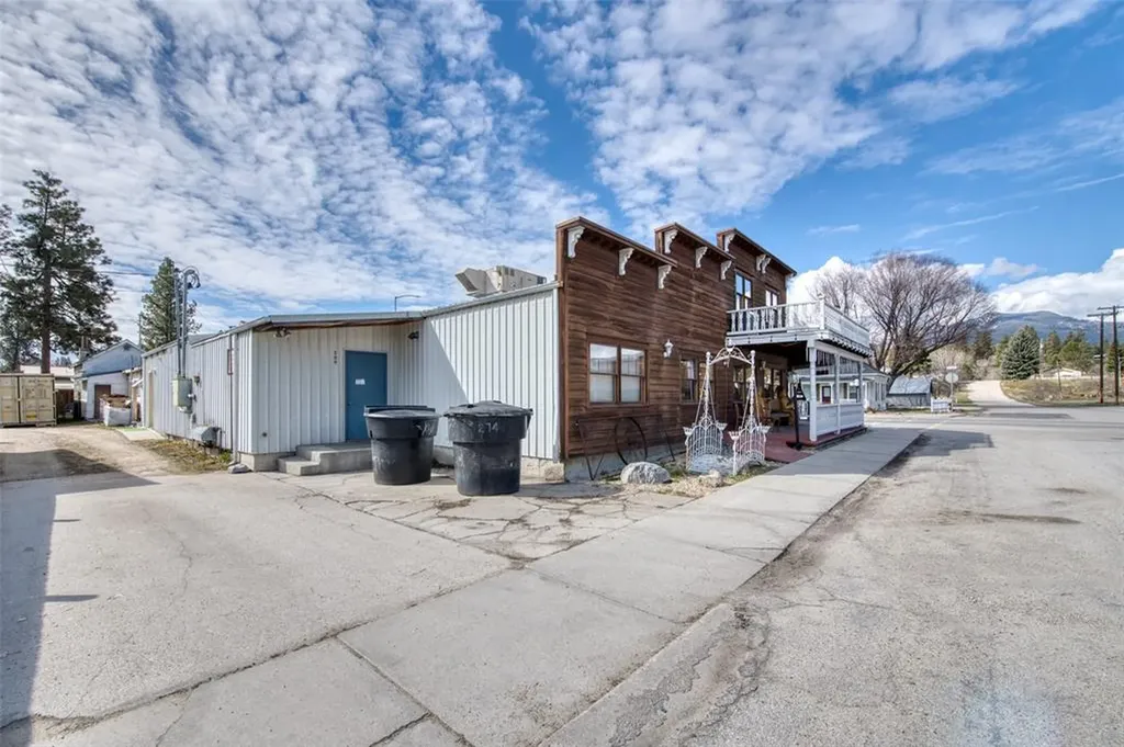 200, 206, 208 S Main Street Darby MT 59829