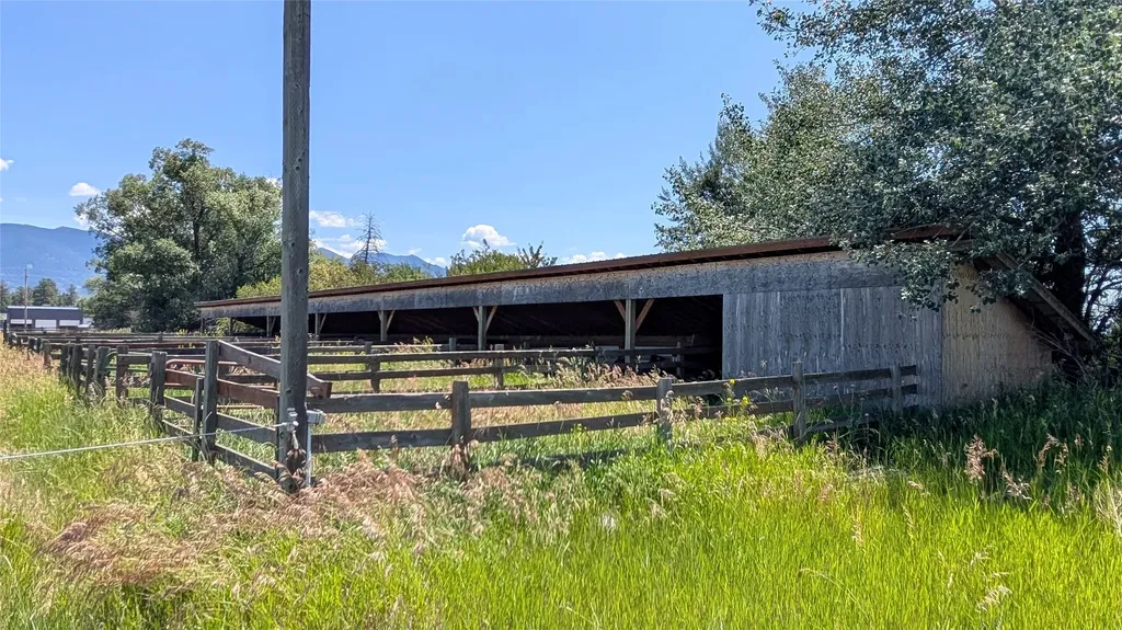 Nhn Us Highway 2 E Columbia Falls MT 59912