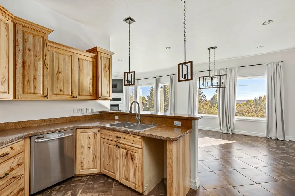 123 29a Avenue NE Great Falls MT 59404