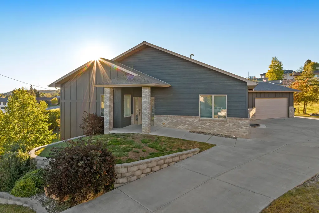123 29a Avenue NE Great Falls MT 59404
