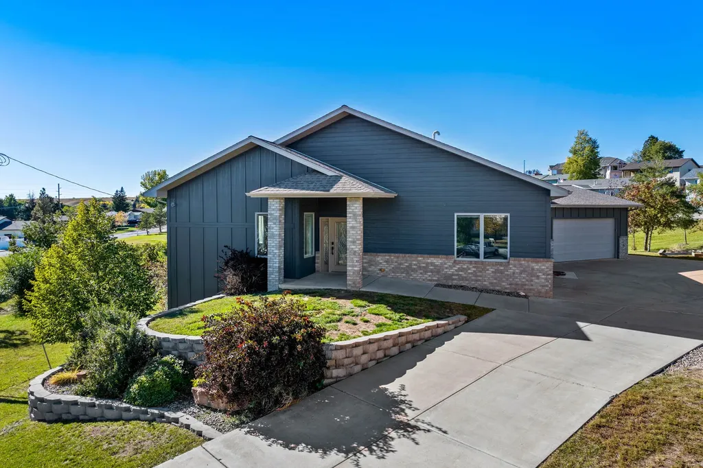 123 29a Avenue NE Great Falls MT 59404