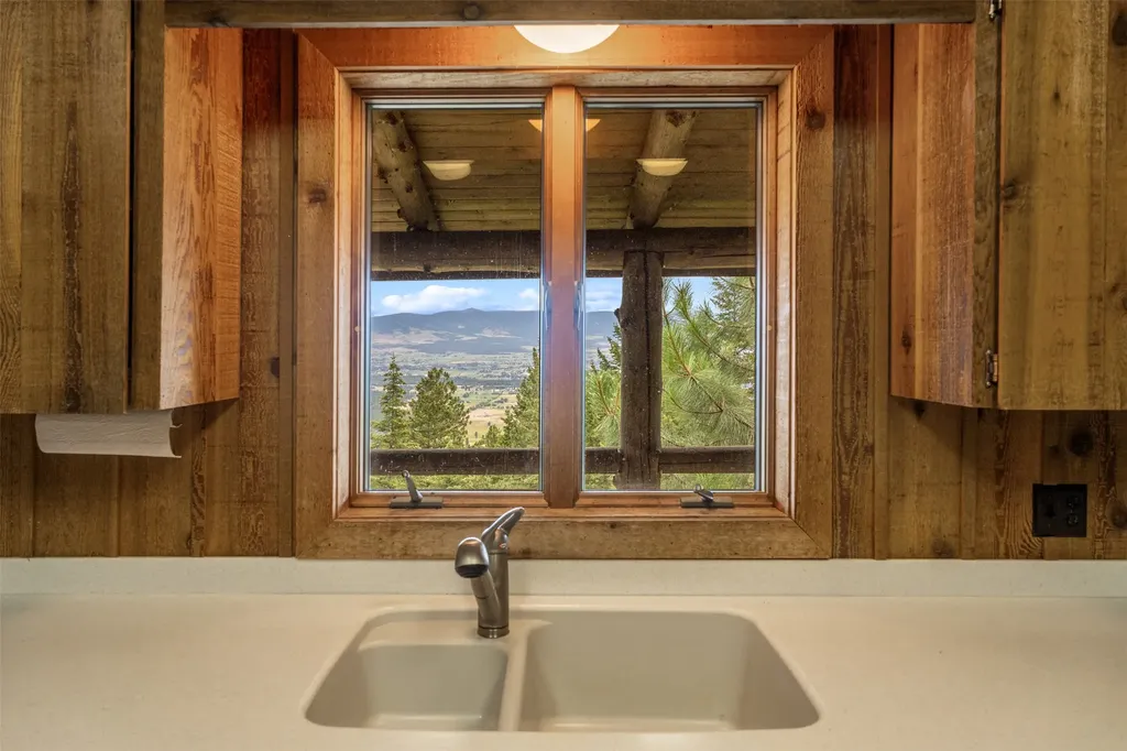 714 Eagles Roost Lane Hamilton MT 59840