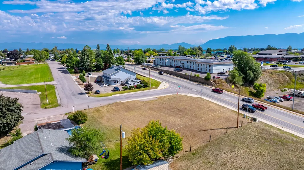 2 & 4 Parkway Drive Kalispell MT 59901