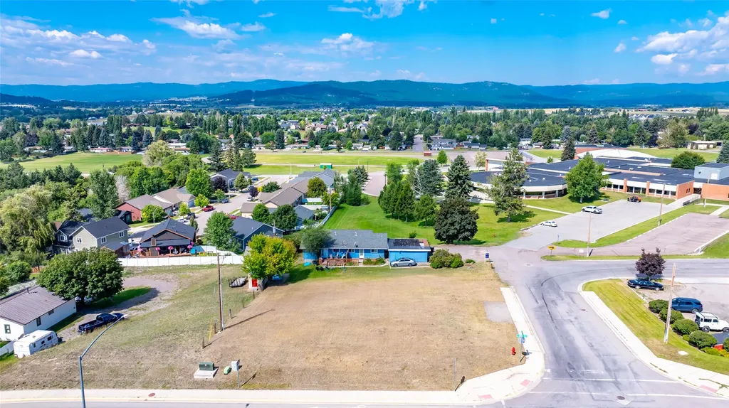 2 & 4 Parkway Drive Kalispell MT 59901