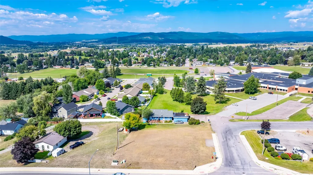 2 & 4 Parkway Drive Kalispell MT 59901