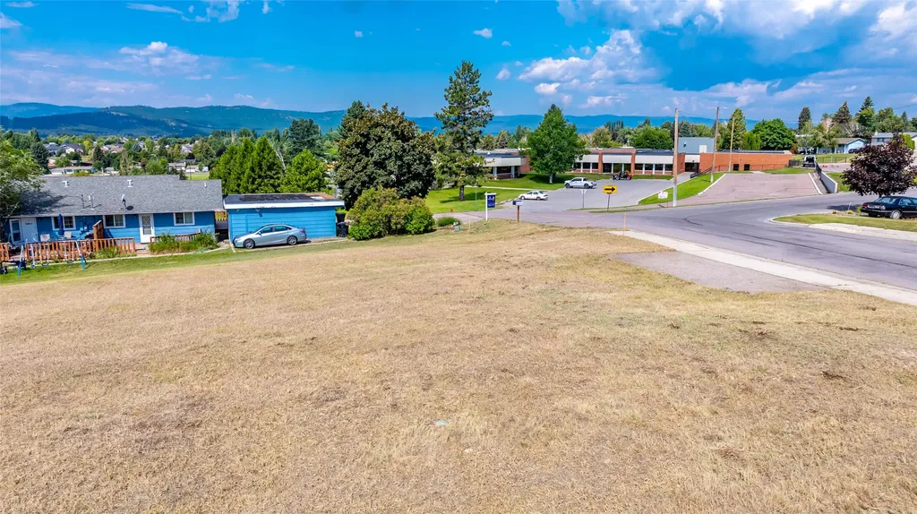 2 & 4 Parkway Drive Kalispell MT 59901