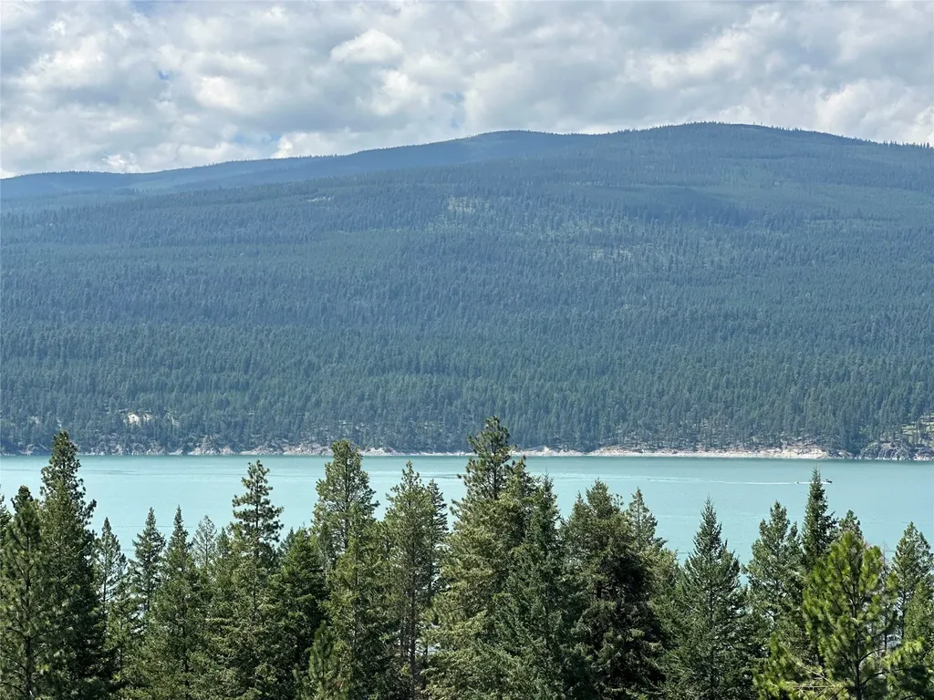 428 Ridge Loop Road Rexford MT 59930