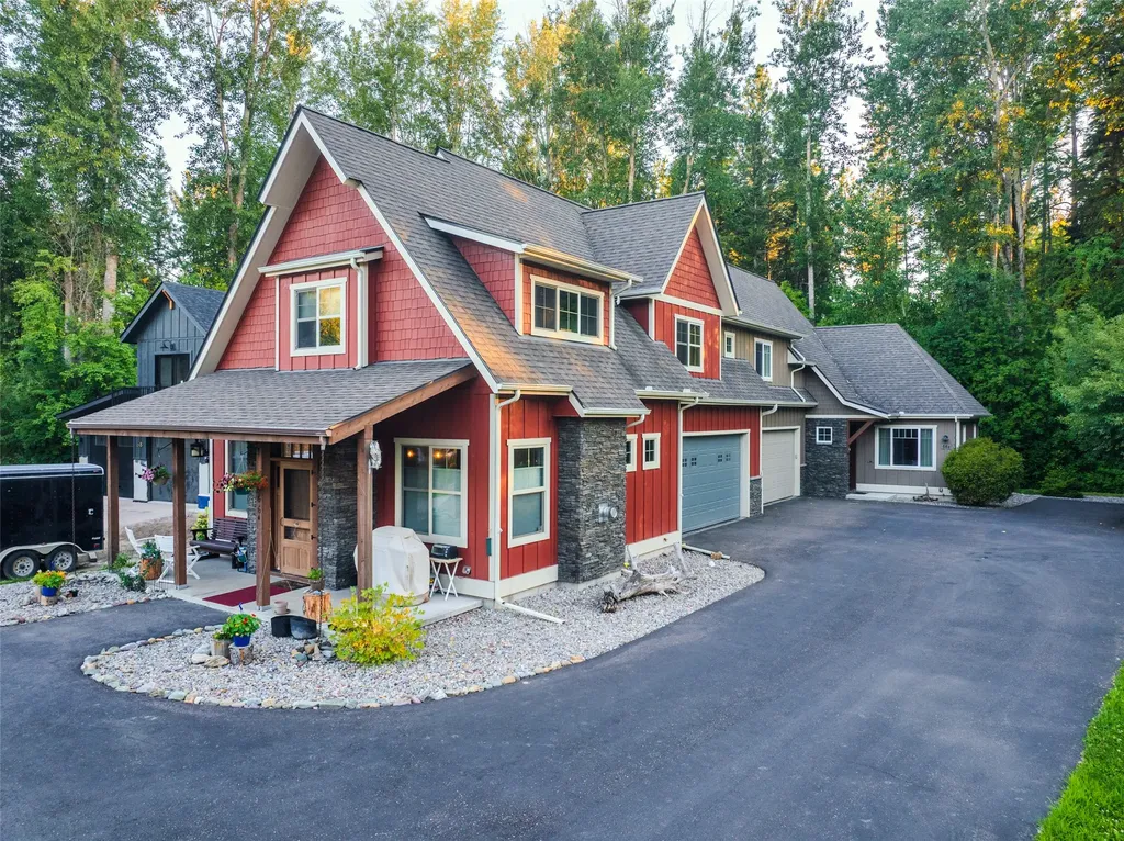 66 Cedar Pointe Loop Columbia Falls MT 59912