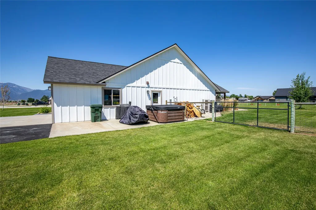870 Chieftain Court Stevensville MT 59870