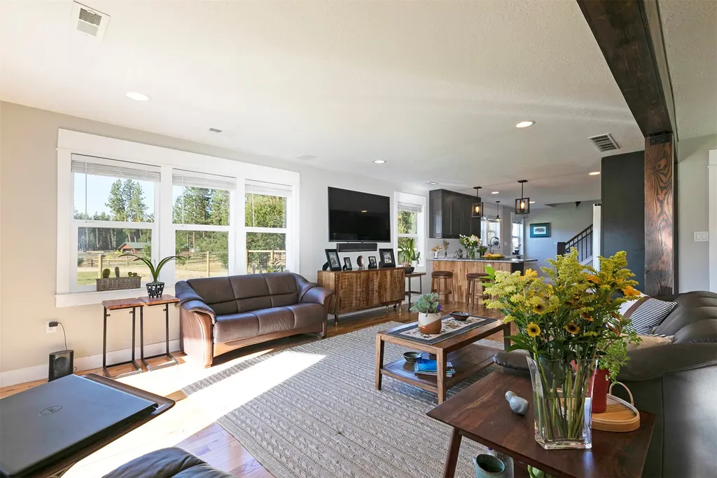 4354 Carolin Lane Florence MT 59833