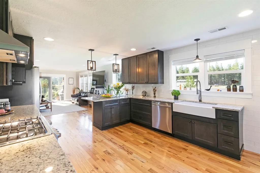 4354 Carolin Lane Florence MT 59833