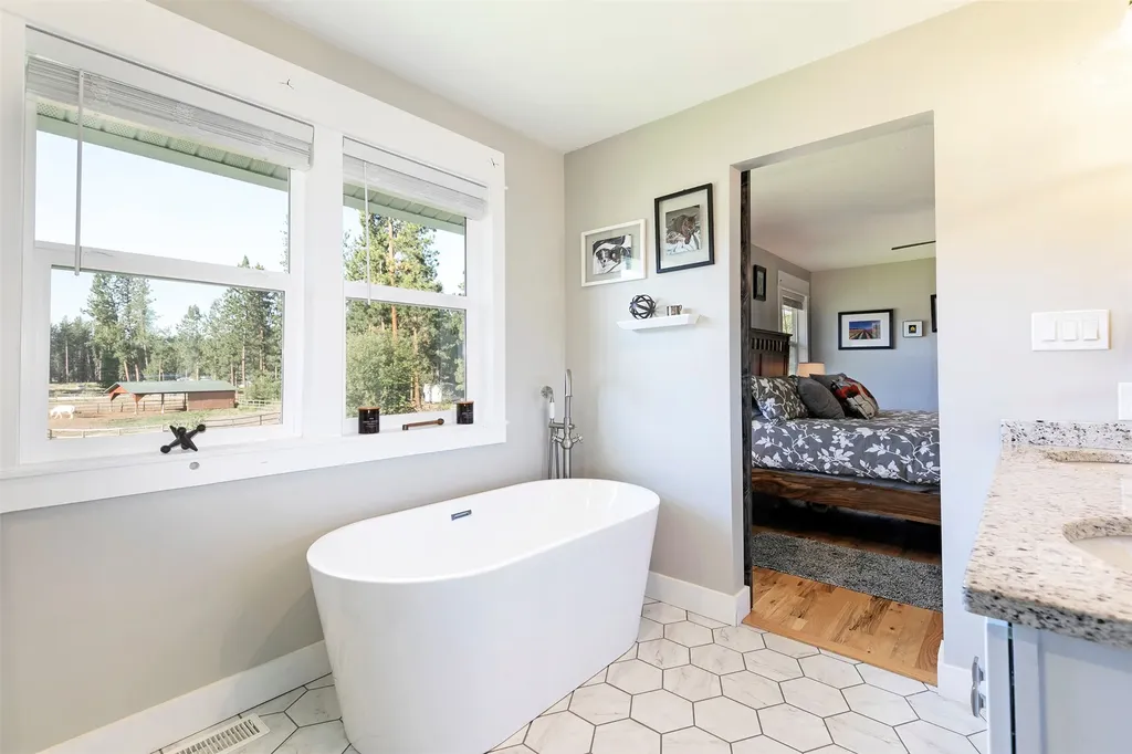 4354 Carolin Lane Florence MT 59833