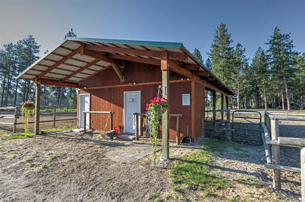 4354 Carolin Lane Florence MT 59833
