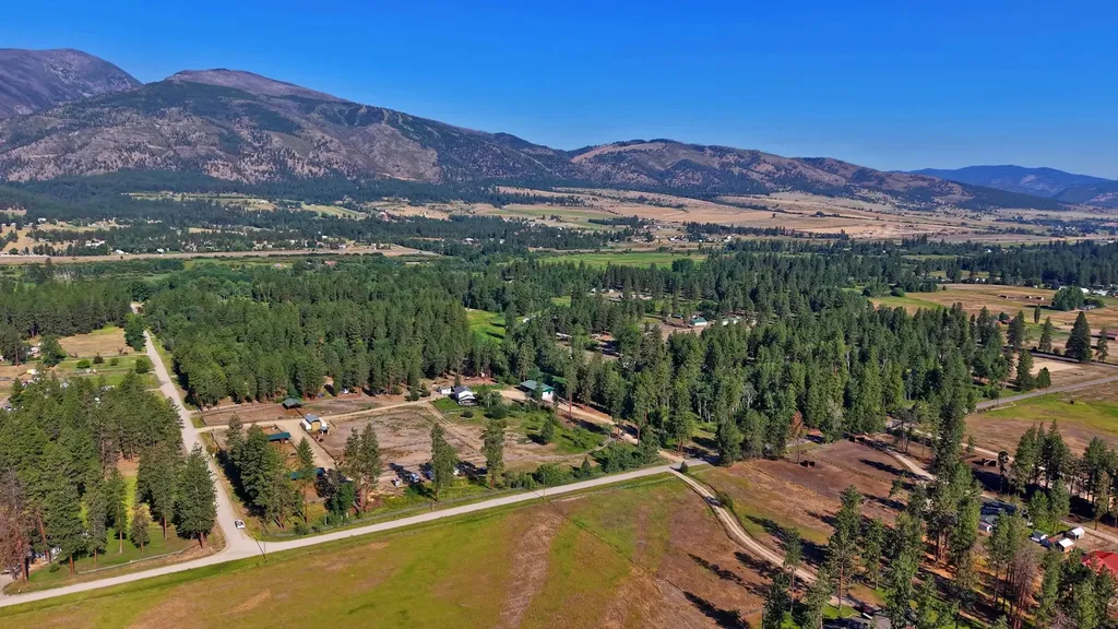 4354 Carolin Lane Florence MT 59833