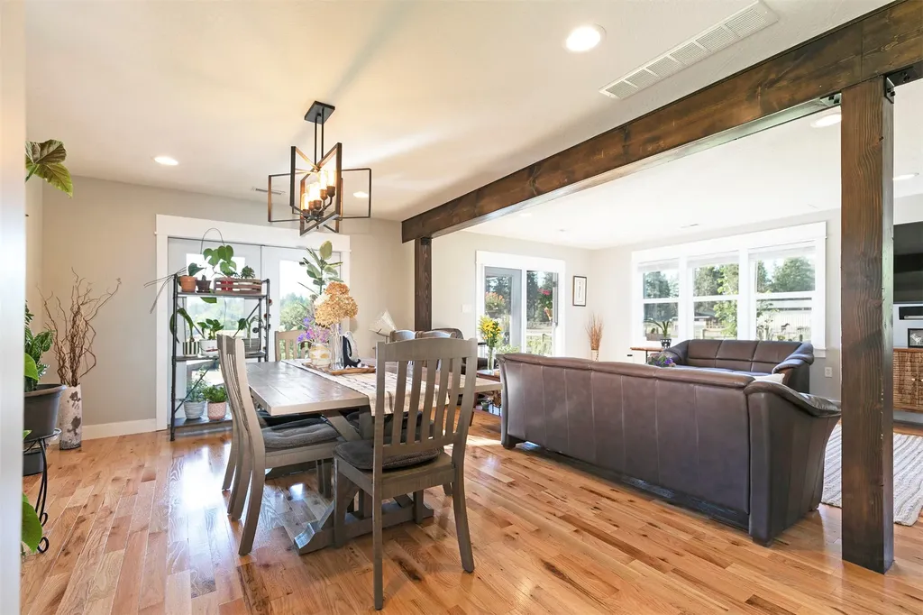 4354 Carolin Lane Florence MT 59833