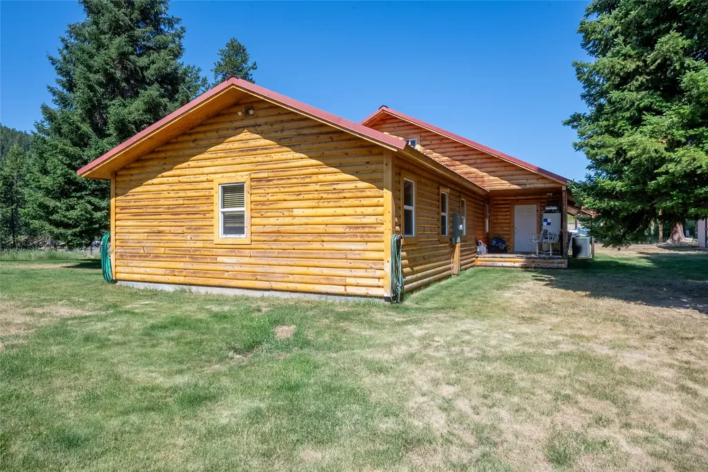 307 De Borgia - Haugen Frontage Road De Borgia MT 59830