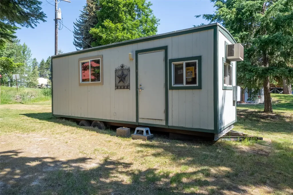 307 De Borgia - Haugen Frontage Road De Borgia MT 59830