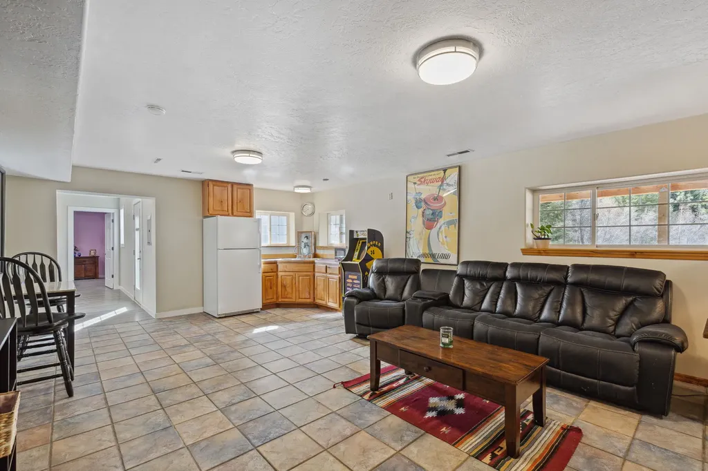 1743 Nighthawk Trail Victor MT 59875