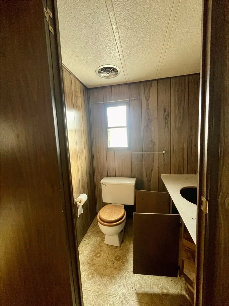 730 Utah Street Chinook MT 59523