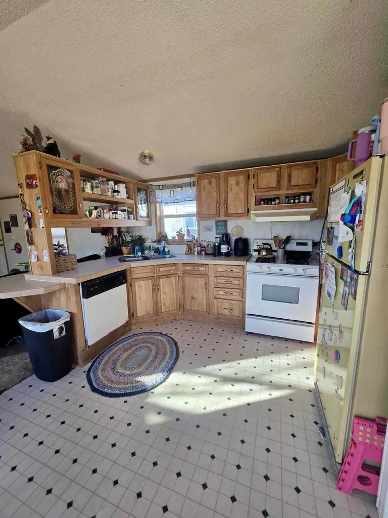 730 Utah Street Chinook MT 59523