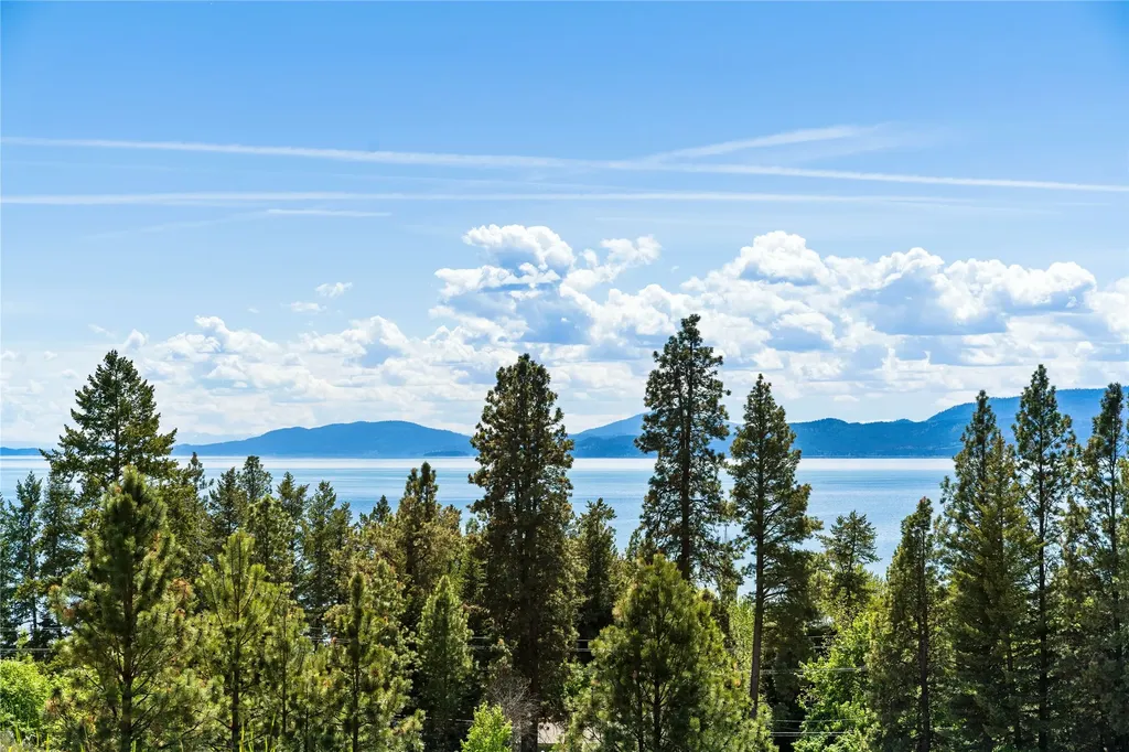 130 S Crestview Terrace Bigfork MT 59911