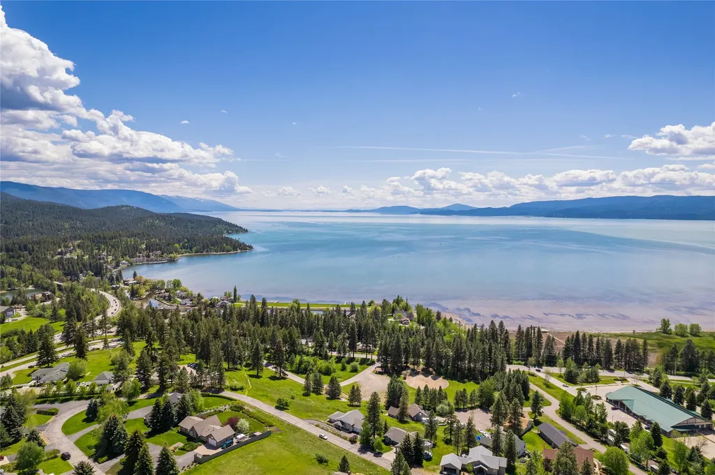 130 S Crestview Terrace Bigfork MT 59911