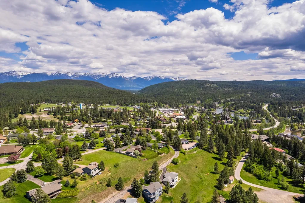 130 S Crestview Terrace Bigfork MT 59911