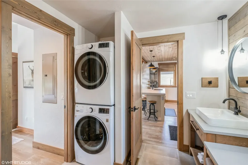 19 Haflinger Cottage Way Eureka MT 59917