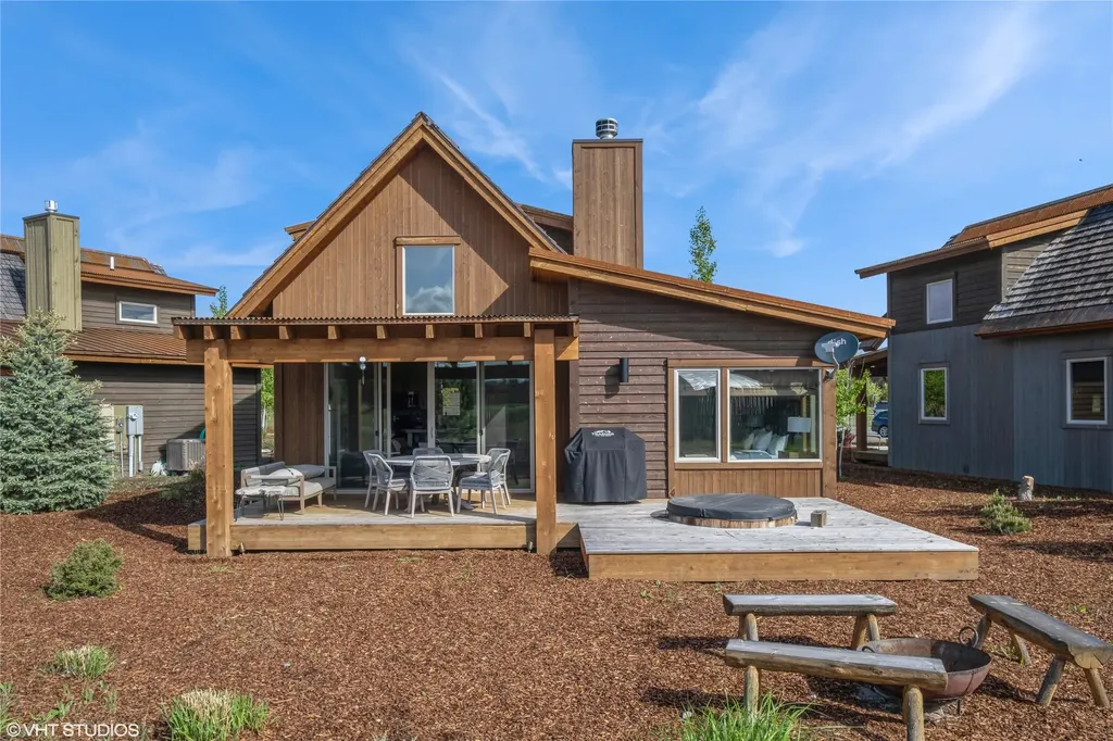 19 Haflinger Cottage Way Eureka MT 59917