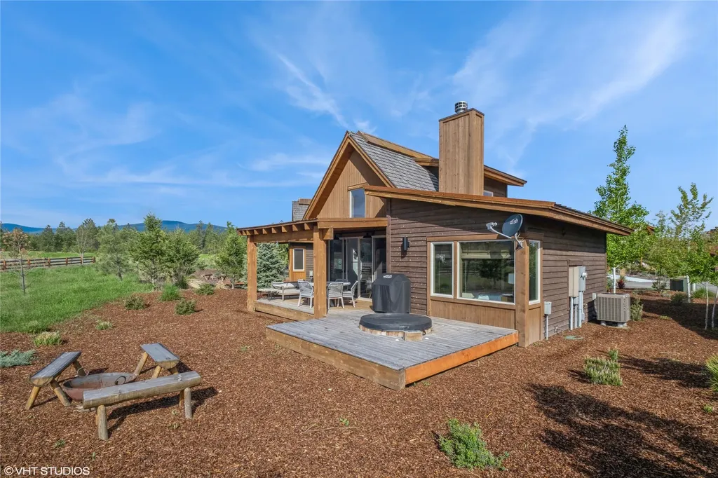19 Haflinger Cottage Way Eureka MT 59917