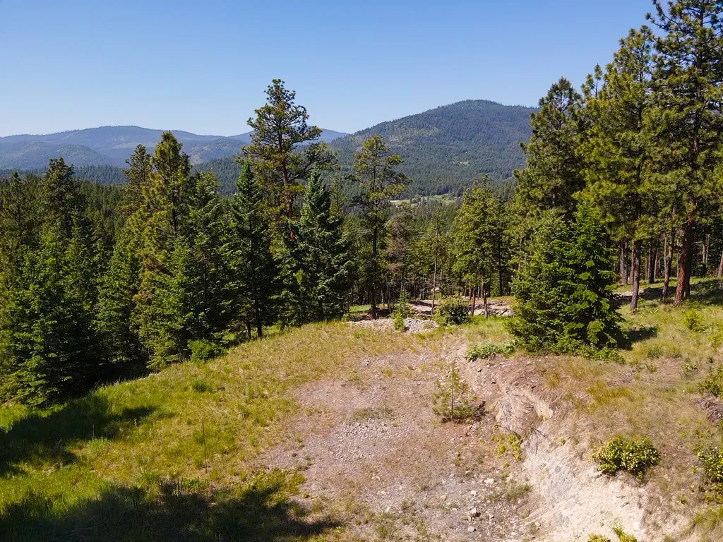 82 Hyden Ridge Road Lakeside MT 59922