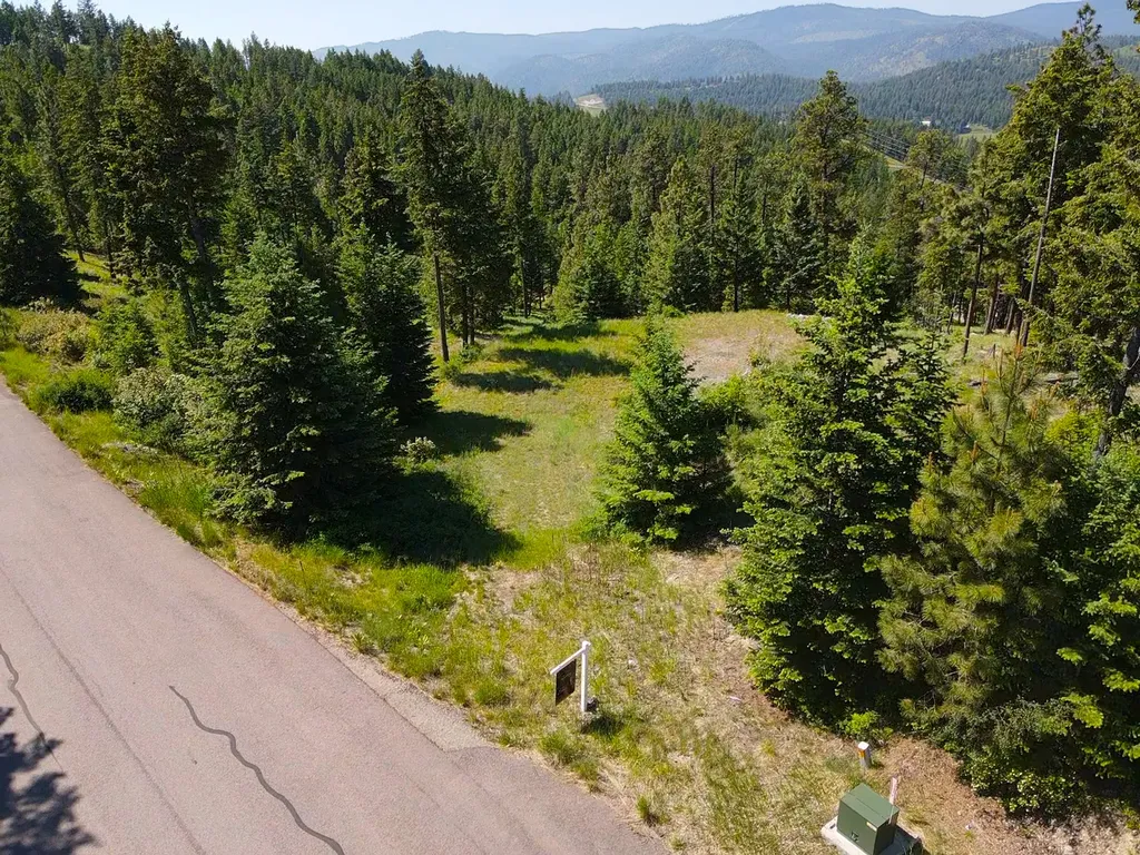 82 Hyden Ridge Road Lakeside MT 59922