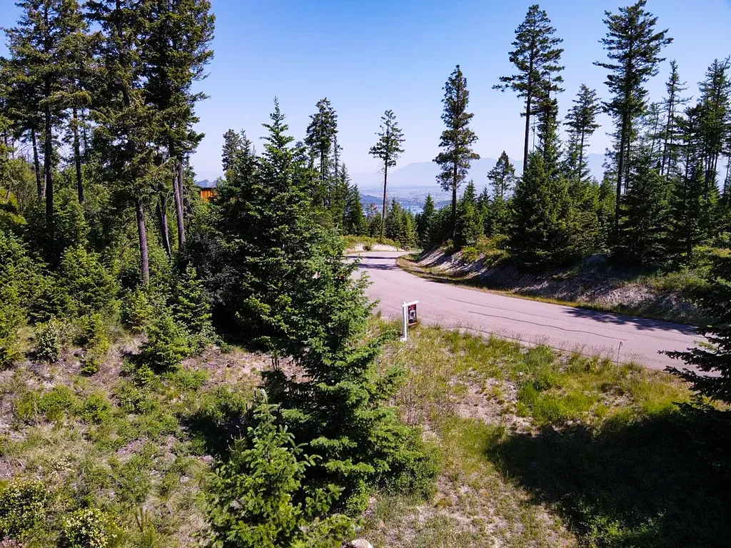 82 Hyden Ridge Road Lakeside MT 59922