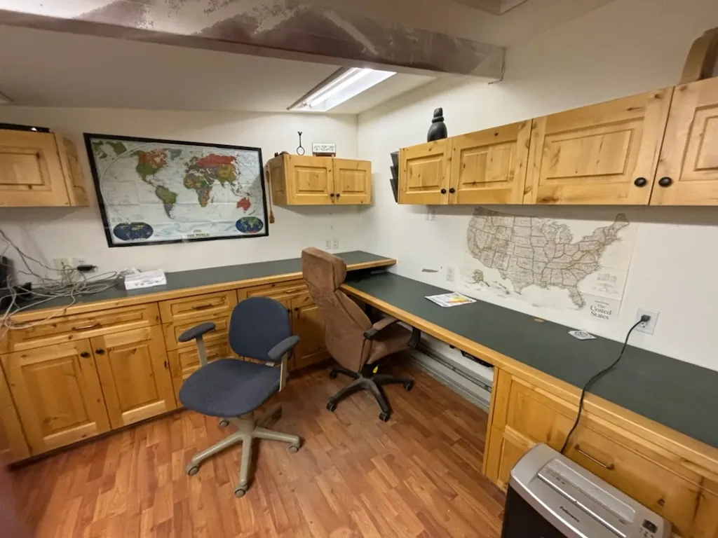 412 E Railroad Avenue N Manhattan MT 59741