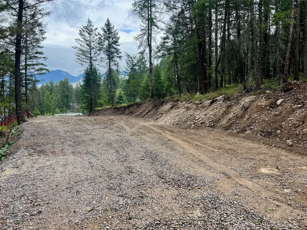 222/226 Many Lakes Drive Kalispell MT 59901