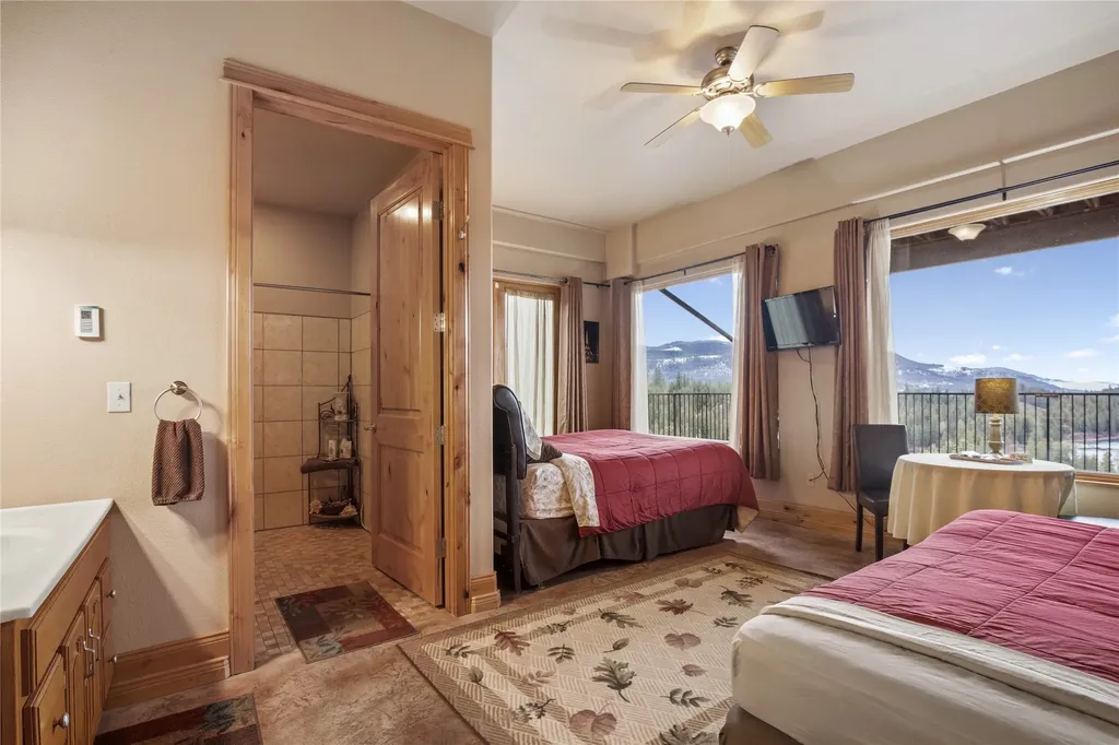 16995 Us Highway 2 Troy MT 59935