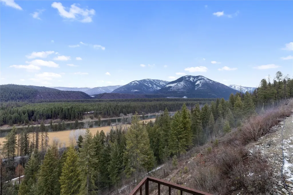 16995 Us Highway 2 Troy MT 59935