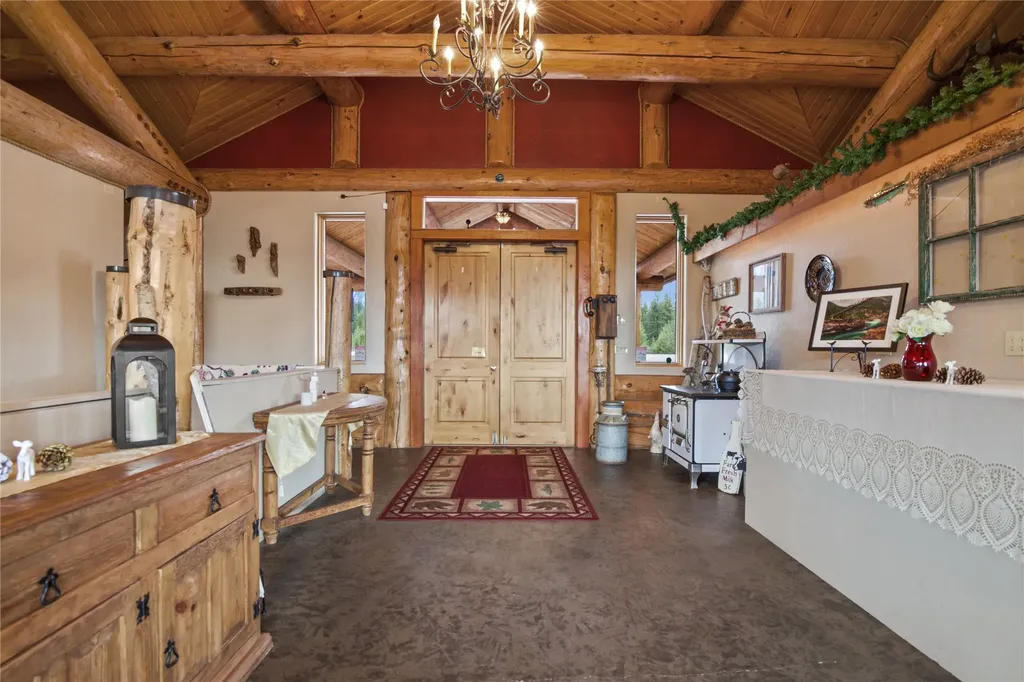 16995 Us Highway 2 Troy MT 59935