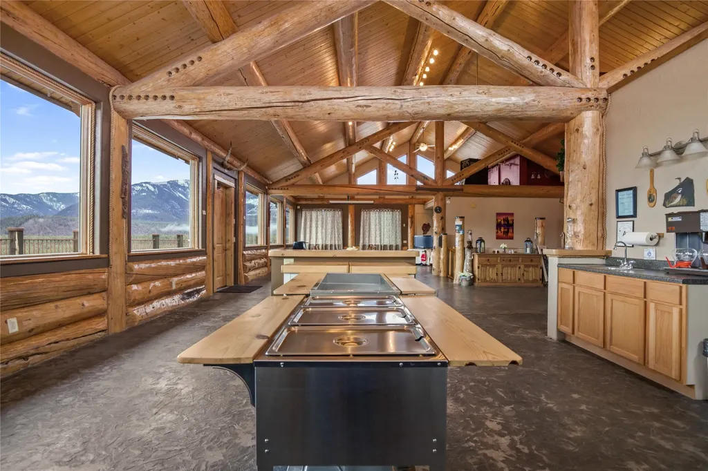 16995 Us Highway 2 Troy MT 59935