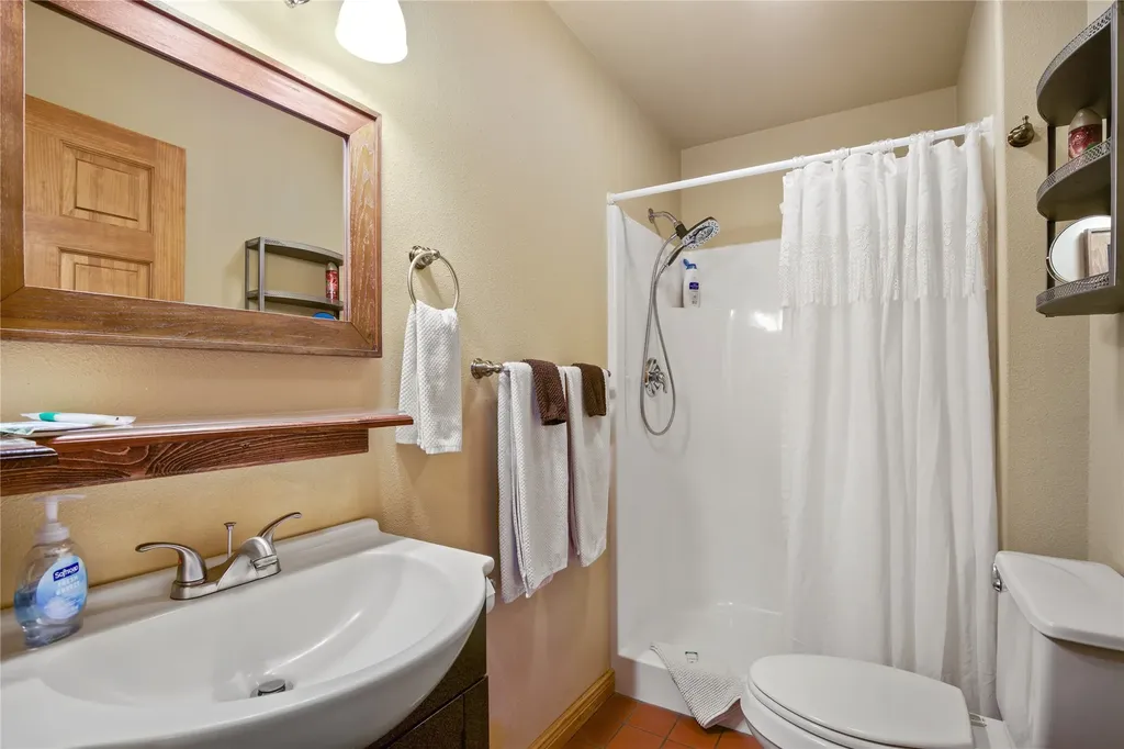 16995 Us Highway 2 Troy MT 59935
