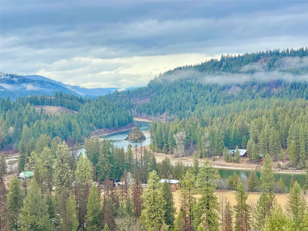 16995 Us Highway 2 Troy MT 59935