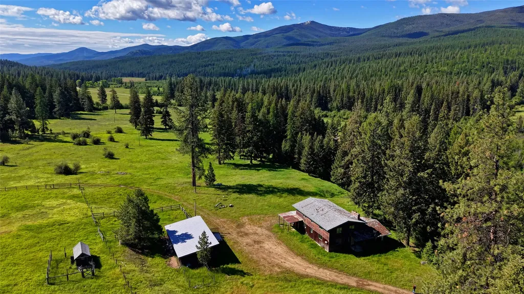 31200 Ninemile Road Huson MT 59846