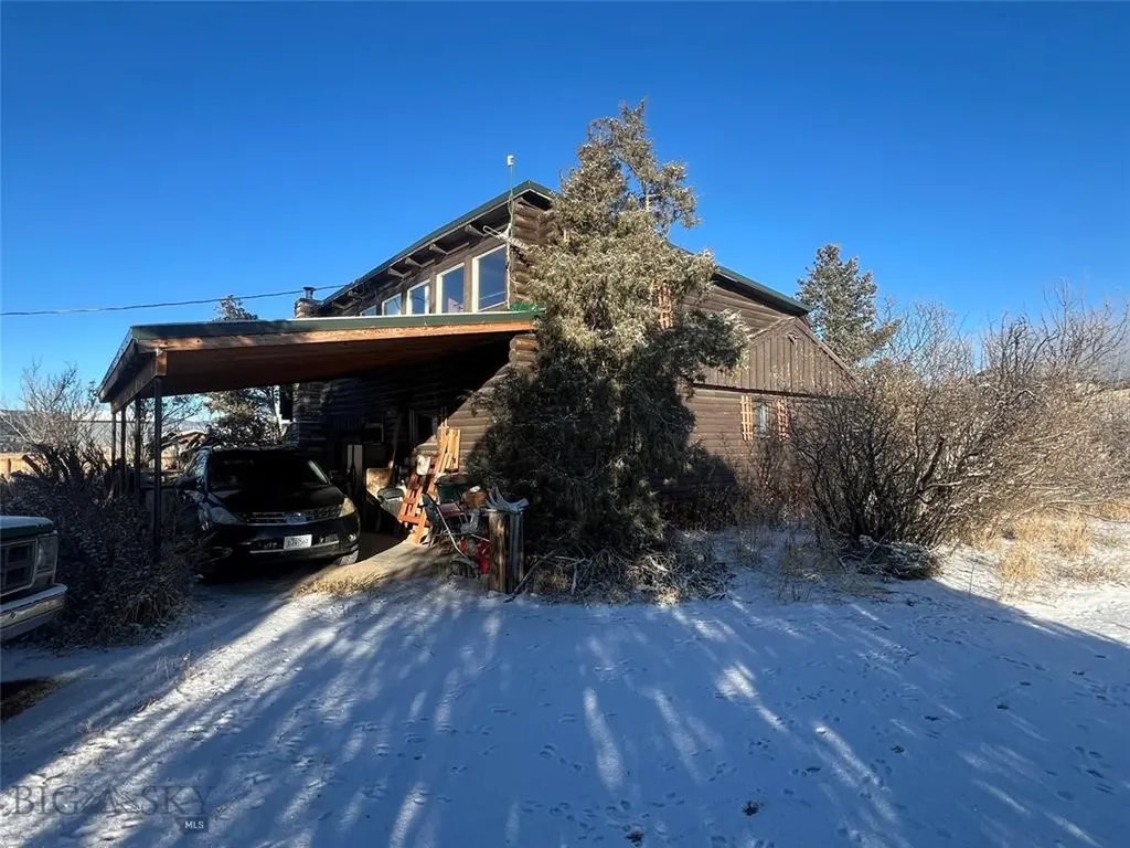 700 Dawson Loop Butte MT 59701