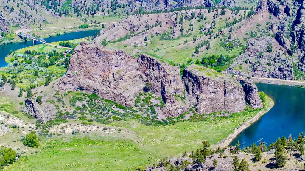 Tbd Novak Creek Lane Cascade MT 59421