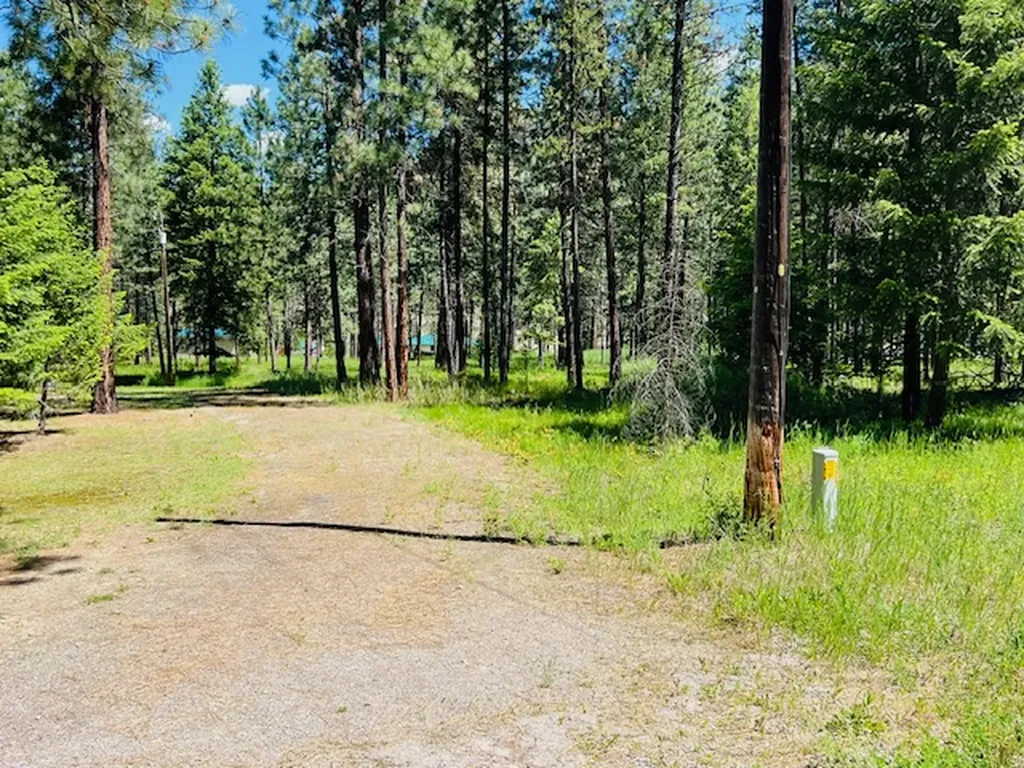 Nhn Robins Nest Lane Superior MT 59872