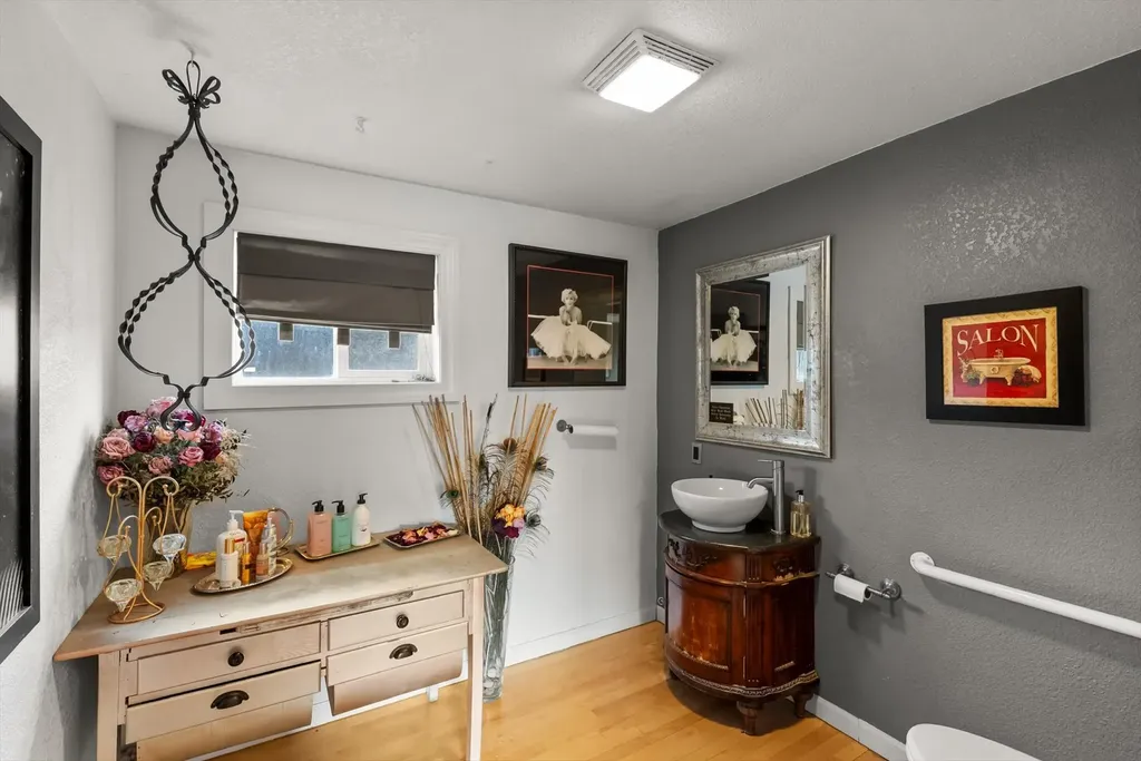 1025 Main Street Corvallis MT 59828