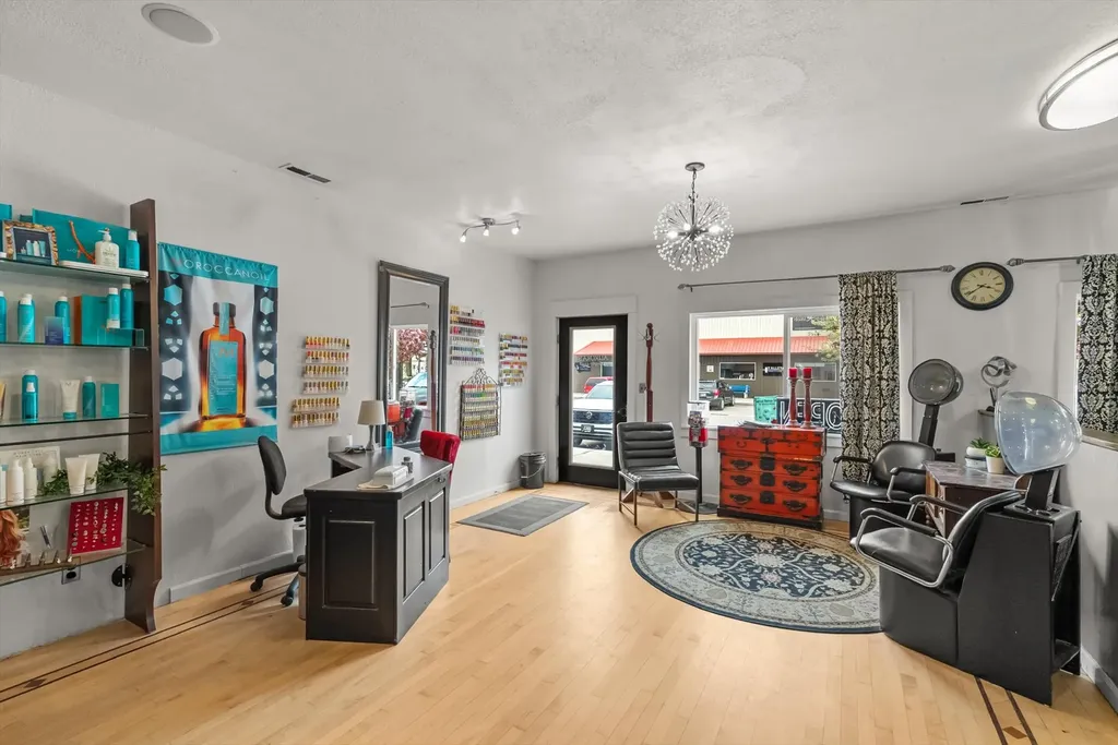 1025 Main Street Corvallis MT 59828