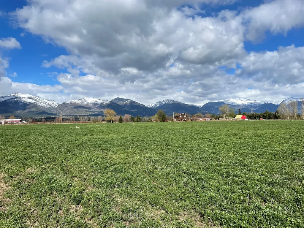 1236 Mysa Court Corvallis MT 59828